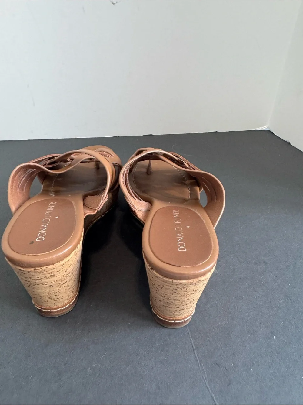 Donald Pliner multi-strap wedge sandals Size 6M